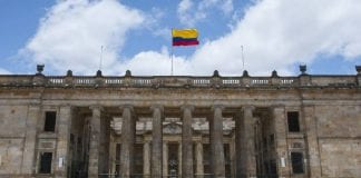 Senado aprueba ampliar cupo de endeudamiento de Colombia