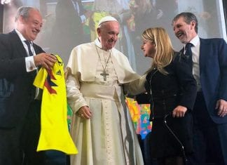 Iniciativa del Papa Francisco en Colombia, liderada por Elsa Noguera, ha beneficiado a 30 mil niños y jóvenes