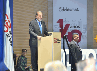 Carlos Slim pronostica cambio de época en el mundo