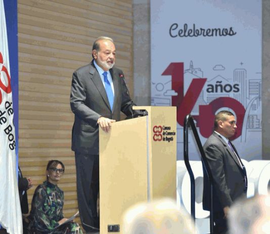 Carlos Slim pronostica cambio de época en el mundo