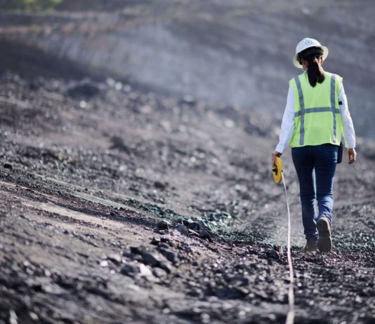 Gobierno Petro demandó a Prodeco por liquidación de títulos mineros en Cesar