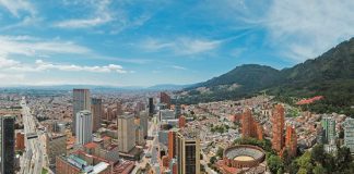 Alcaldía de Bogotá mejora pronóstico de PIB en 2021 y entrega meta de recaudo de 2022