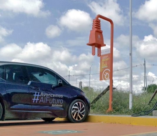 Celsia instaló estación de carga pública para carros eléctricos; conecta Valle con Eje Cafetero  