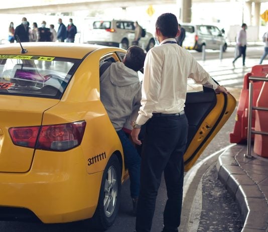 Taxis en Colombia no irán a paro