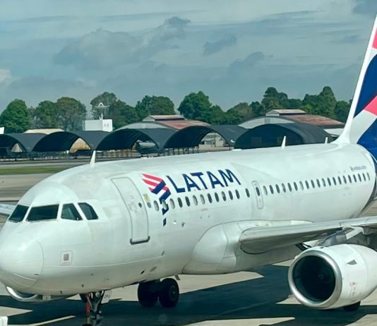 Combustible para aviones en Colombia