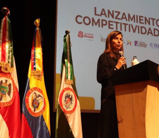 Presidente del Consejo de Competitividad,, Ana Fernanda Maiguascha,, habla sobre las reformas.