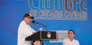 Gustavo Petro en Cumbre Asocapitales 2023.