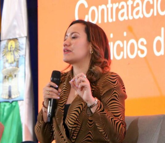 Ministra de Salud, Carolina Corcho.