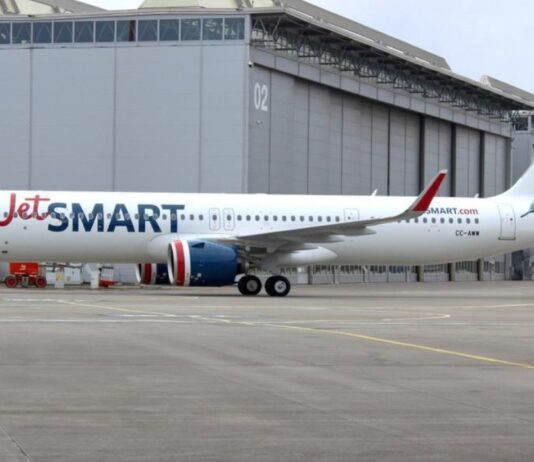 JetSmart recibe nuevo avión que se une a flota de 24 aeronaves.