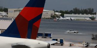 Aeropuerto de Fort Lauderdale (Florida) reinició operaciones comerciales tras inundaciones por lluvi