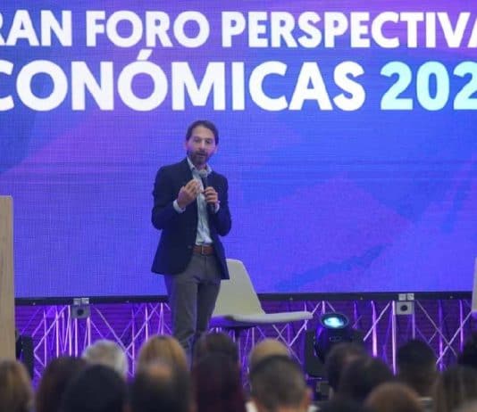 César Tamayo - Foro Perspectivas Económicas 2023