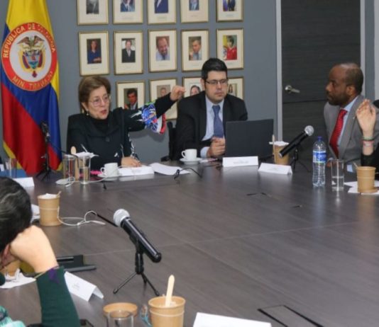 El BID se pronuncia sobre la reforma laboral en Colombia