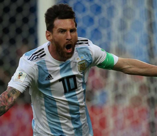 Lionel Messi celebra un gol con Argentina