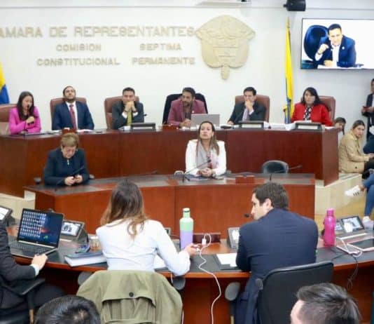 Reforma a la salud en Colombia se debate en el Congreso