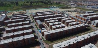 Panorámica muestra viviendas VIS en Colombia