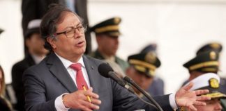 Gustavo Petro, presidente de Colombia, durante la conmemoración del septuagésimo segundo aniversario del comando general de las Fuerzas Militares