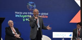 Ministro Bonilla, partidario de subir impuestos a personas y bajar a empresas a mediano plazo