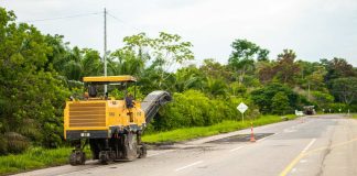 Obras en la Troncal Magdalena 2, antigua Ruta del Sol 2 en Colombia