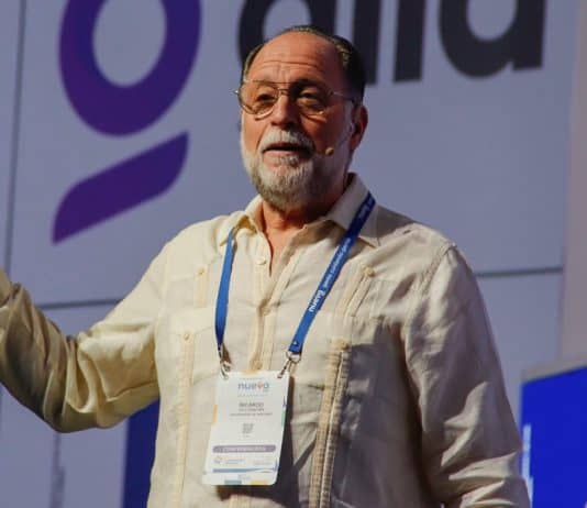 Economista Ricardo Hausmann: “Colombia necesita una estrategia de crecimiento, no de decrecimiento”