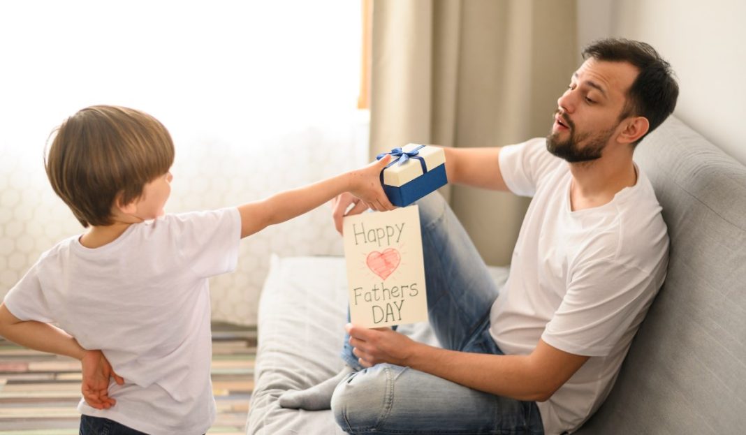 ¿Cuándo es el día del padre en Colombia y qué hacer?