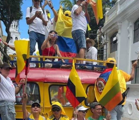 Marcha 20 de junio Bucaramanga. Foto: Javier Villareal, ciudadano.