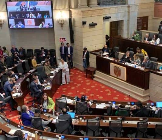 Fue aprobado en primer debate adición presupuestal.