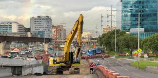 Puente de la Avenida 68 con Calle 26 en Bogotá