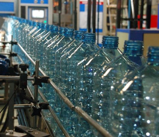 Embotelladora - botellas de plástico en Colombia