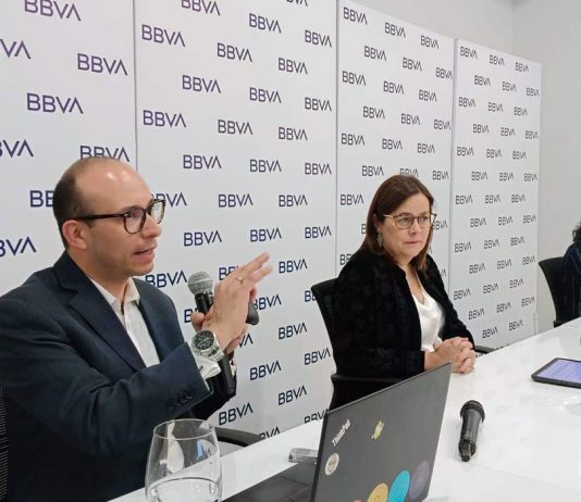 Mauricio Hernández, Juana Téllez y María Carolina Ramírez del BBVA Colombia