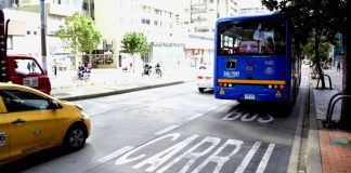 Carriles preferenciales en Bogotá deben respetarse.