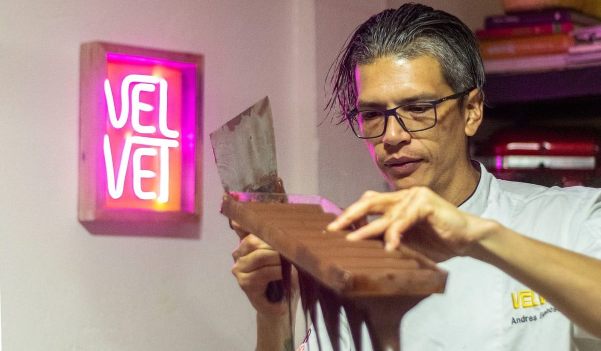 La escultura de chocolate más grande de Colombia se exhibirá en Chocoshow