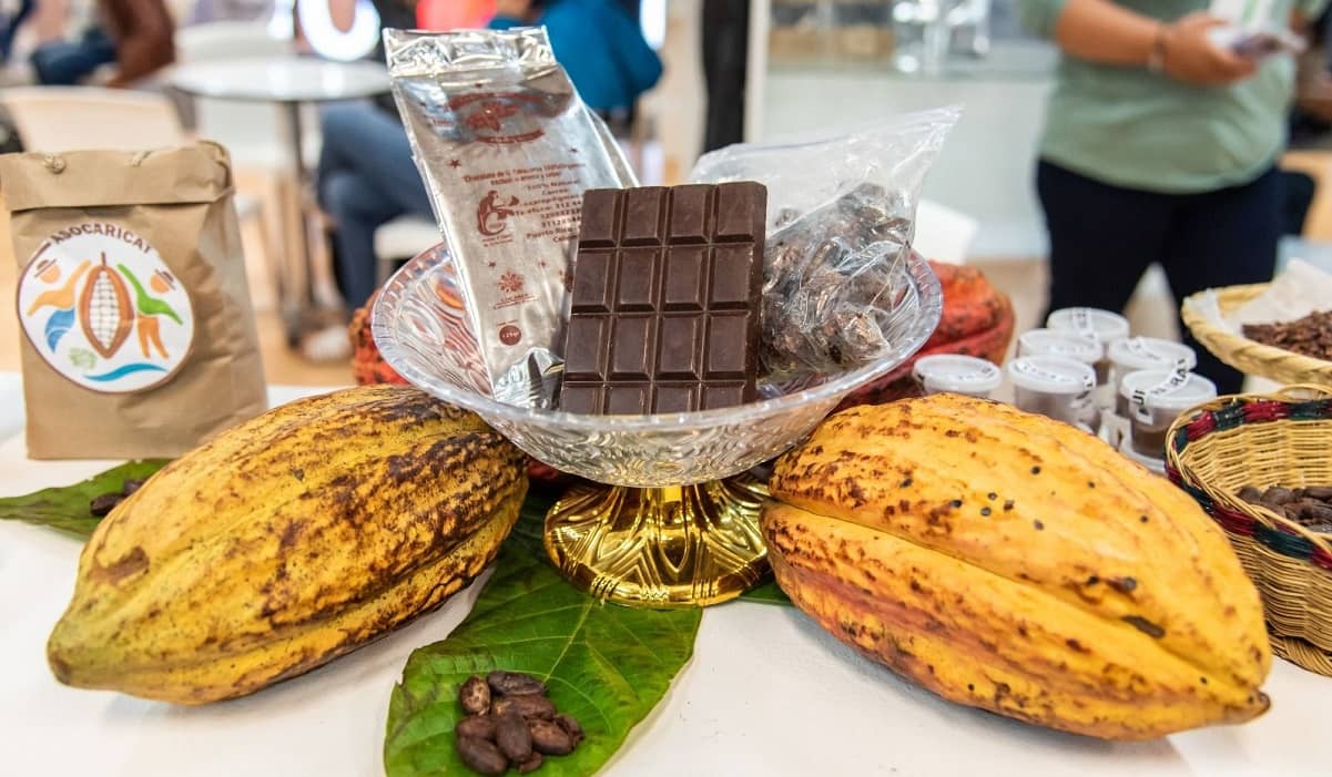 Chocoshow 2024 lleva el mejor cacao del mundo y una escultura de chocolate gigante a Corferias