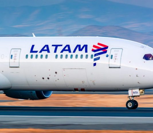 Latam Airlanes Colombia