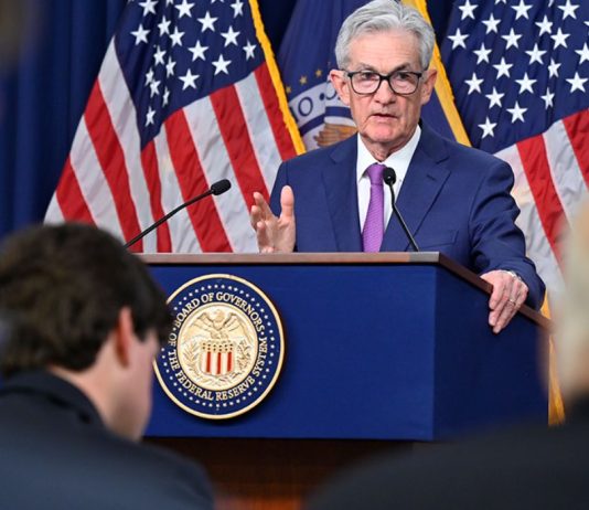 Jerome Powell, presidente de la FED, habla sobre inflación y tasas de interés