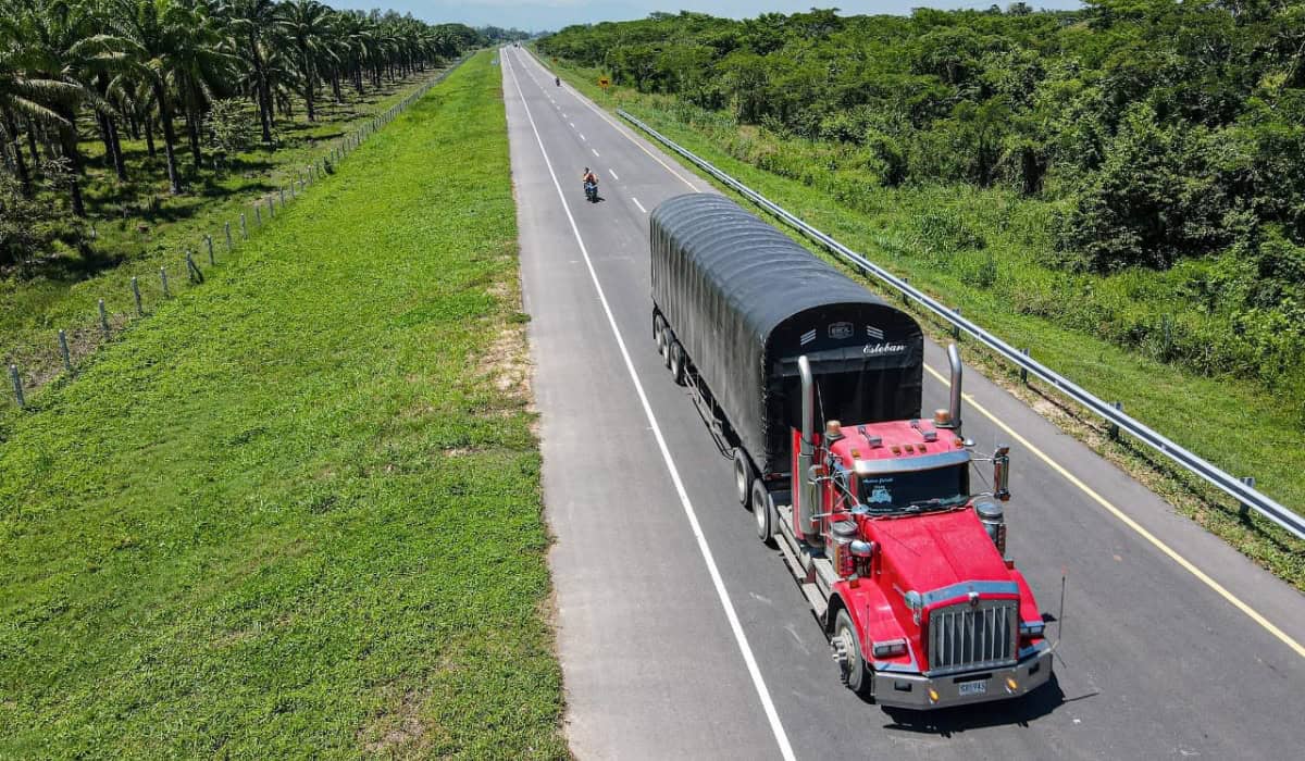 Transporte de carga líquida en Colombia creció 13 % en agosto