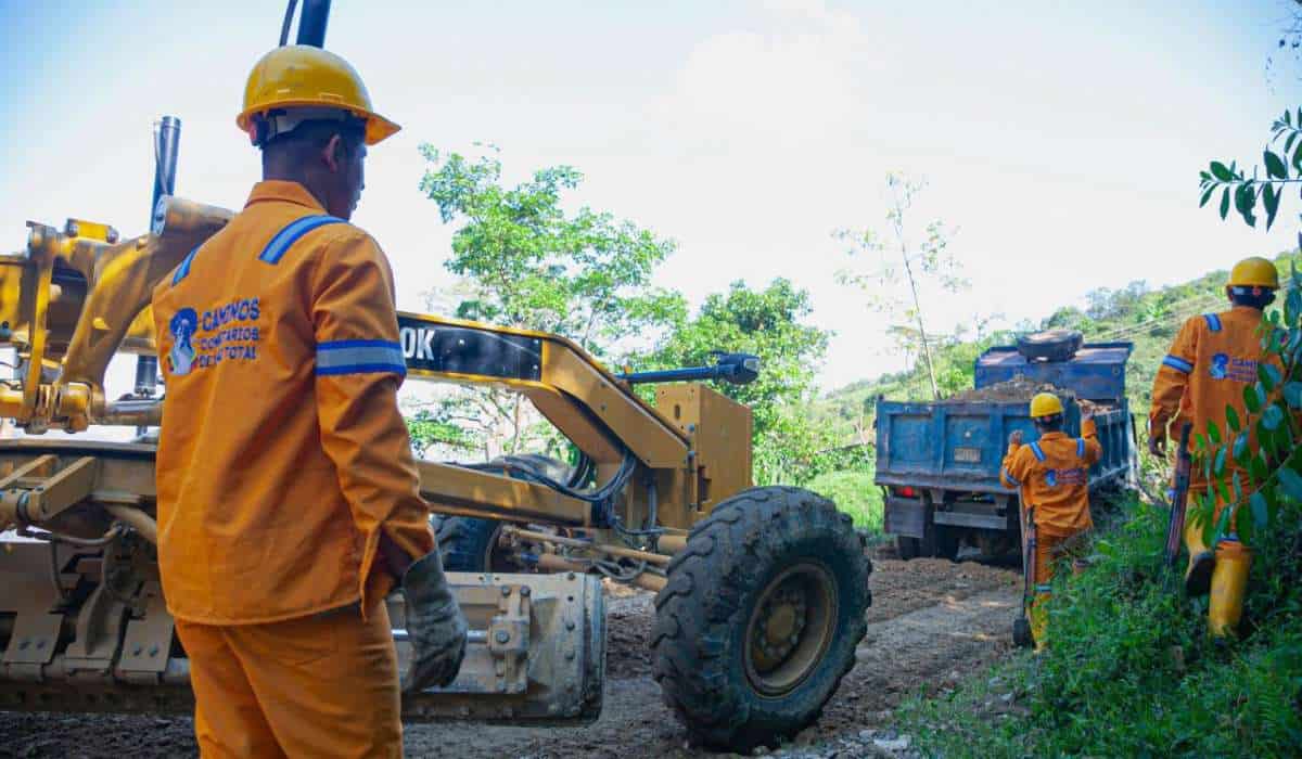 Así avanzan las obras del gobierno Petro para vías regionales y caminos comunitarios