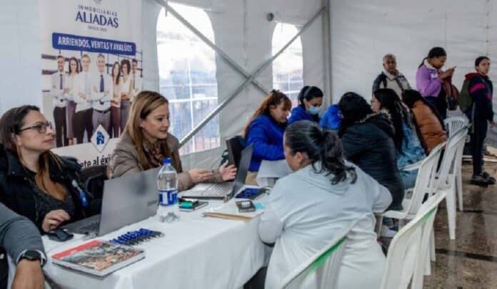 Hay 2.183 puestos de trabajo en Bogotá,