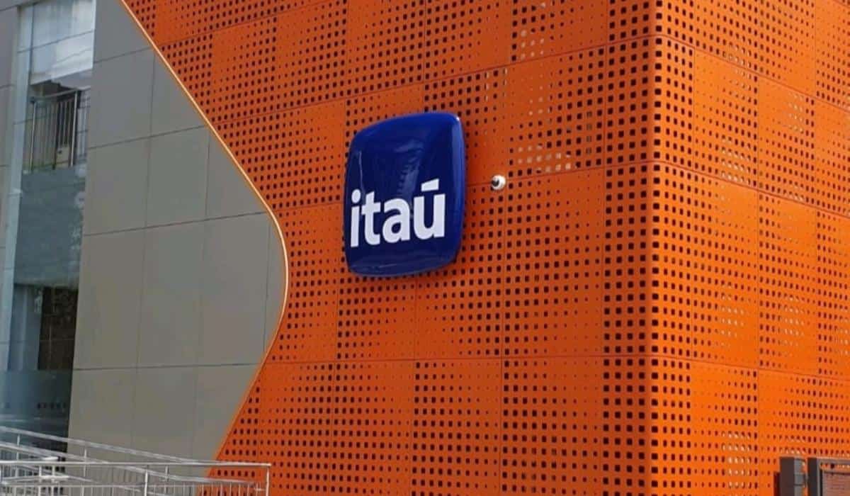 Itaú Colombia aumentó un 136 % su utilidad neta en el tercer trimestre de 2024