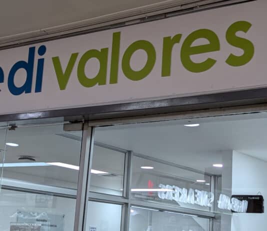 Credivalores no logró renegociar bonos en Colombia; SuperFinanciera avaló asamblea para buscar acuerdo