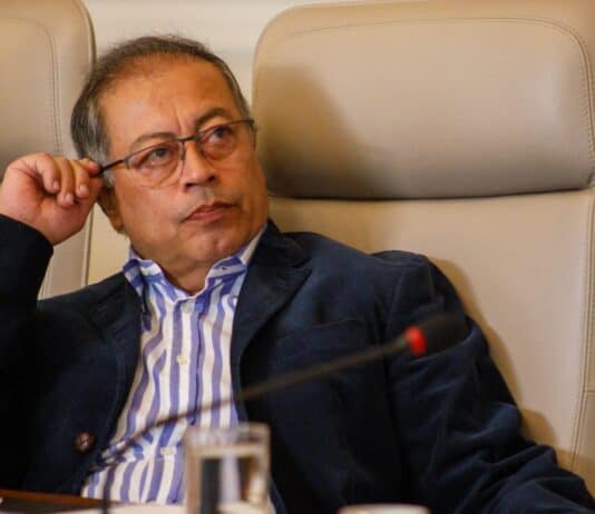 Gustavo Petro, presidente de Colombia, en una reunión en la Casa de Nariño