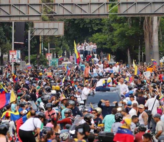 Oposición de Venezuela convoca a nuevas marchas mundiales en contra de Maduro