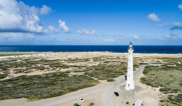 Faro California en Aruba