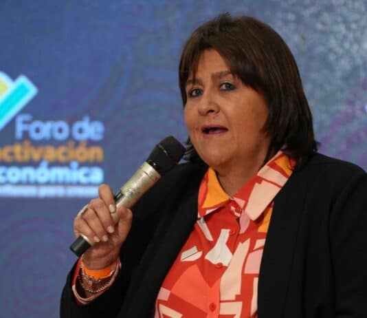 María Lorena Gutiérrez, presidenta de Grupo Aval, en un foro de reactivación