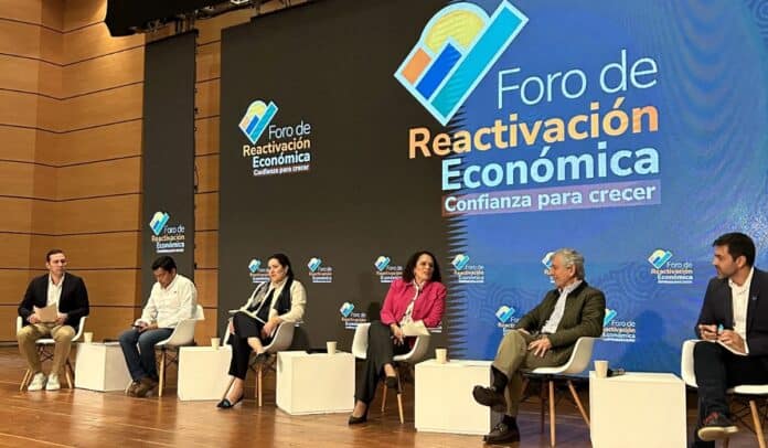 Panel Infraestructura con propósito para la reactivación económica