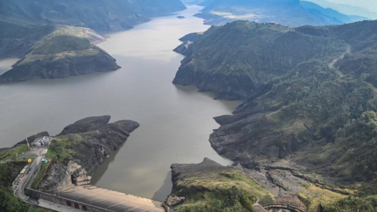 Nivel de agua en embalses de Bogotá superó por primera vez el 50 % en 2024: ¿Cuánto es la meta?