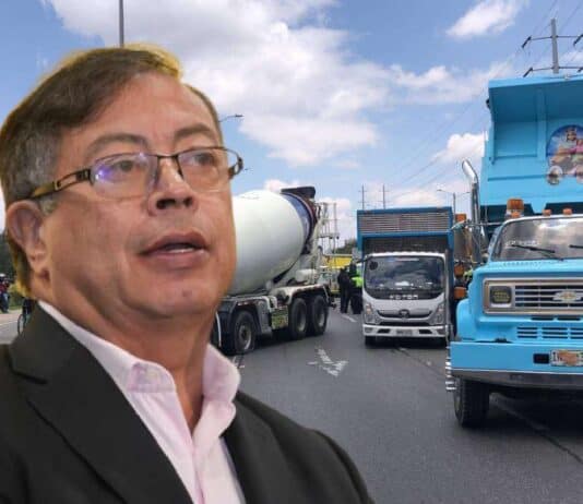 Gustavo Petro busca acuerdo en paro camionero de 2024