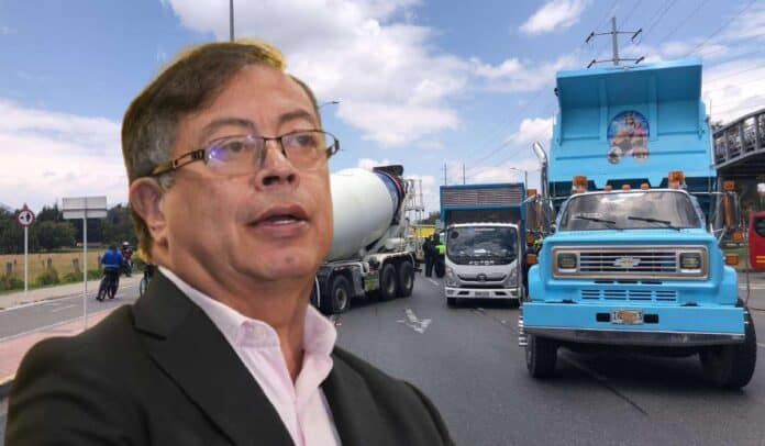 Gustavo Petro busca acuerdo en paro camionero de 2024