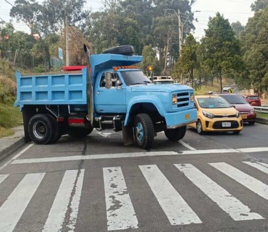 Paro de camioneros en Bogotá