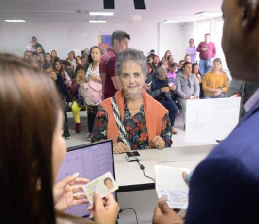 Pasaporte de Colombia será gratis para algunos ciudadanos