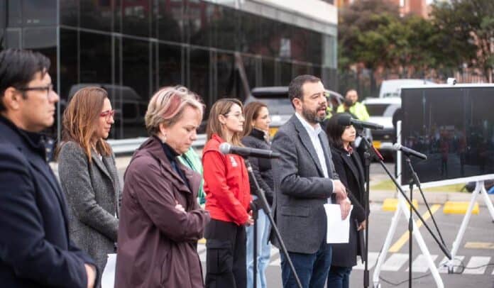 Carlos Fernando Galán sobre posible desabastecimiento de gasolina en Bogotá.